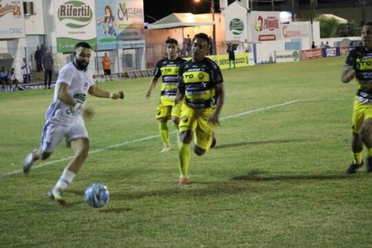 Crac perde por 2 a 1 de virada para o Cascavel e dá adeus à Série D