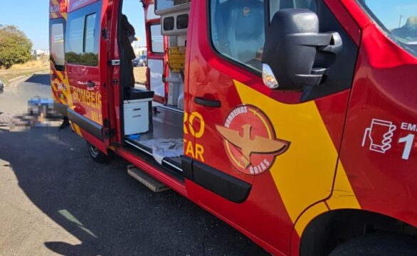Catalão: Acidente de trânsito no trevo de acesso da BR-050, deixa motociclista ferida