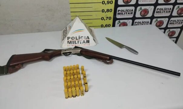 Polícia Militar apreende arma de fogo e faca após homem ameaçar esposa em Uberlândia
