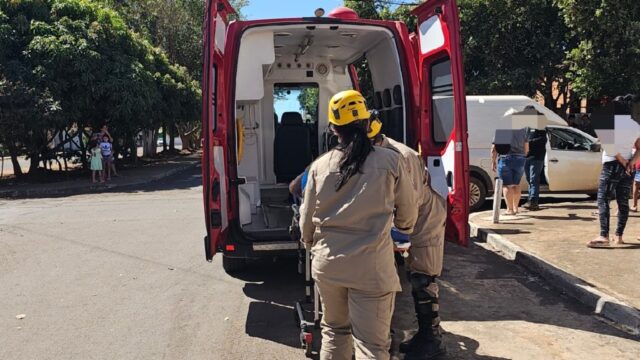 Acidente envolvendo Picape Furgão e Honda Biz deixa feridos em Catalão