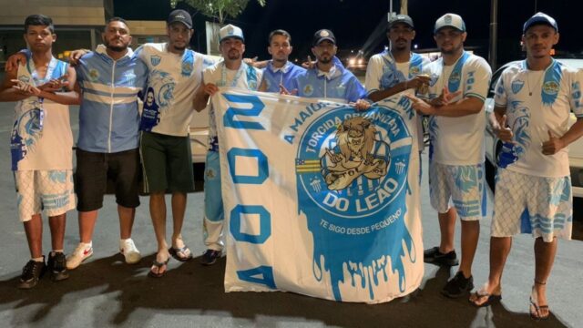 Torcida Organizada do Leão (TOL) realiza ação social e entregam marmitex para pessoas em situação de rua, em Catalão