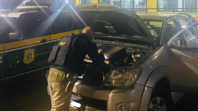 Em Uberlândia (MG), PRF prende homem com veículo furtado e clonado