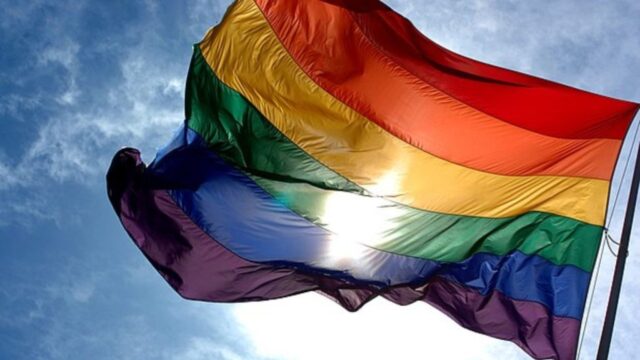 Supremo determina que atos de homofobia e transfobia contra indivíduos sejam punidos como injúria racial
