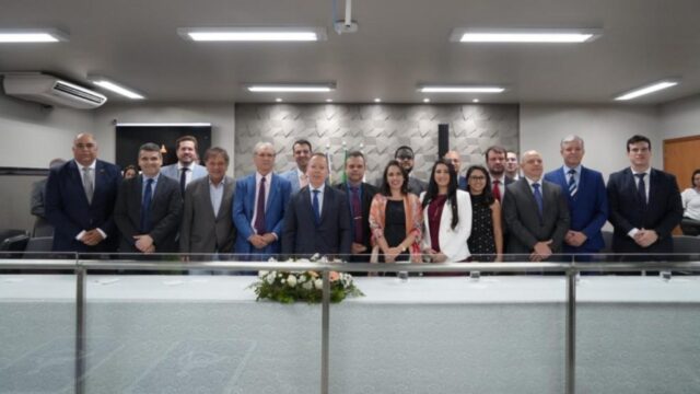 Adib Elias parabeniza Judiciário goiano pela modernização do Fórum de Catalão
