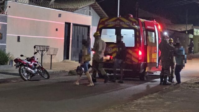 Colisão entre moto e carro deixa uma vítima ferida no bairro Pontal Norte, Catalão