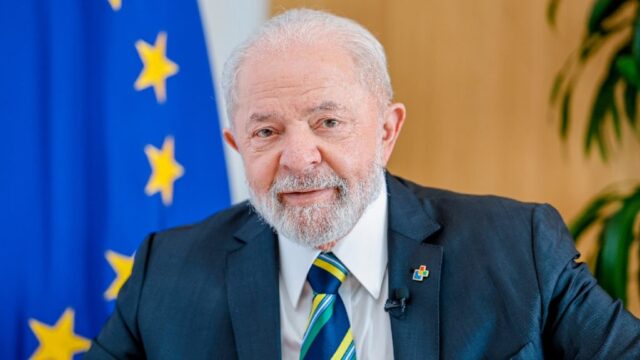 Lula sanciona reajuste do mínimo e aumento da isenção do IR hoje