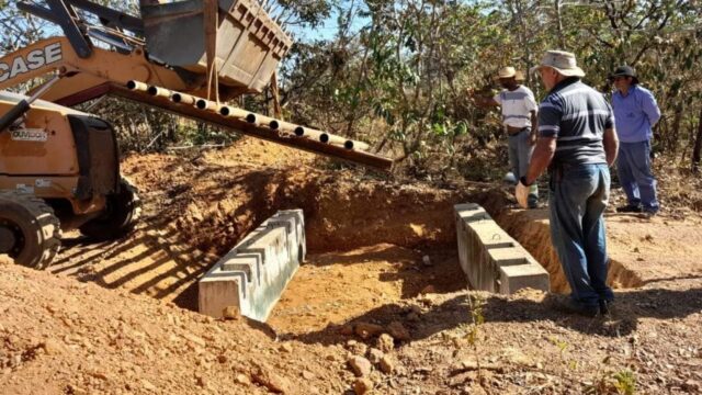 Prefeitura de Ouvidor Avança com Instalação de Mata-Burros na Zona Rural
