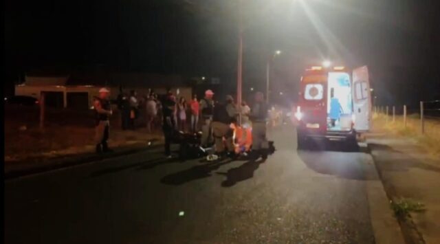Em Uberlândia, motociclista morre após colidir com cavalo
