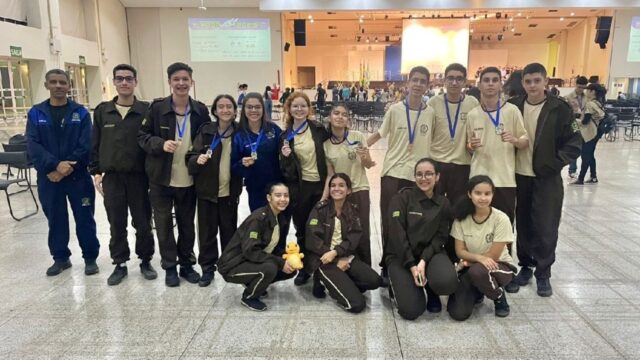 Olimpíada Brasileira de Robótica premia estudantes da rede pública estadual de Catalão