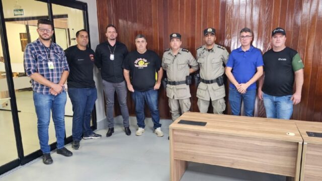 Imprensa participa de reunião com autoridades de segurança pública em Catalão
