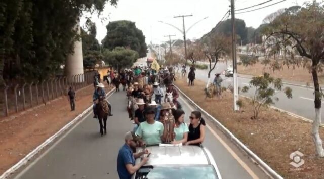 Catalão: Cavalgada de São Francisco marca o esperado retorno da festa do padroeiro após três anos