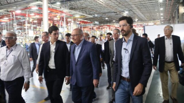 CAOA Montadora anuncia investimento de R$ 3 bilhões para impulsionar industrialização em Anápolis durante evento com a presença do vice-governador Daniel Vilela e do vice-presidente Alckmin