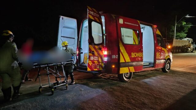 Condutor desvia de cachorro, mas acaba atropelando homem na GO-330, em Catalão