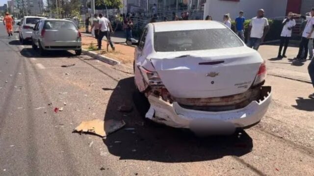 Idoso sobe em calçada e atropela mãe e filha ao fugir de outro acidente em Uberlândia