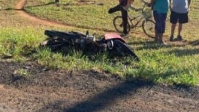 Acidente entre moto e carro deixa uma pessoa morta na GO-070, em Goianira