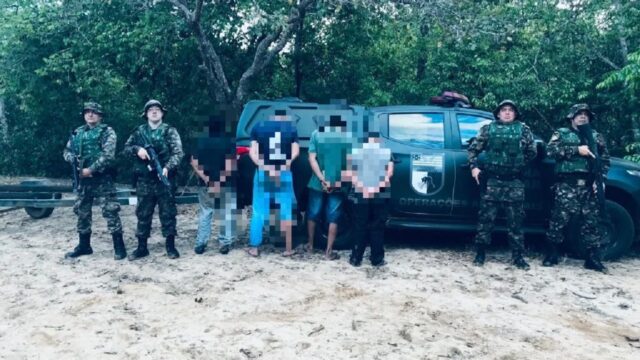 Batalhão de Polícia Militar ambiental prenderam quatro pessoas pela prática de garimpo ilegal de ouro, em Santa Cruz de Goiás