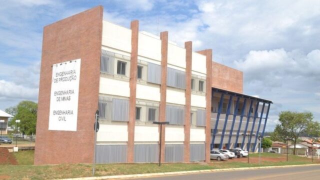 Universidade Federal de Catalão (UFCAT) abre concurso com 72 vagas