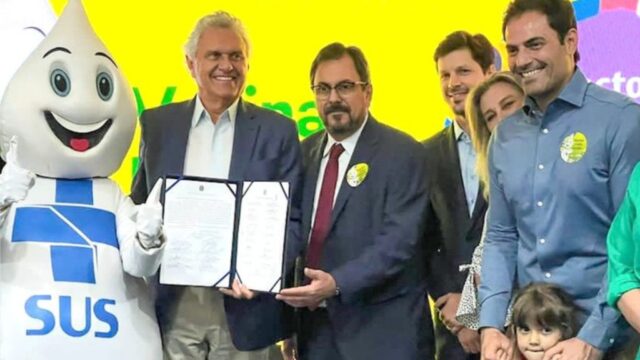 Representando a Assembleia Legislativa, Jamil Calife assina Pacto Nacional pela Consciência Vacinal