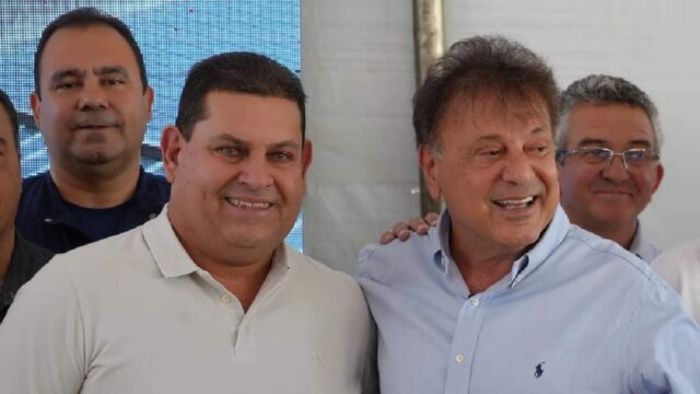 A convite de Adib Elias, prefeito de Ouvidor, Cebinha Nascimento, participa de inauguração, em Catalão