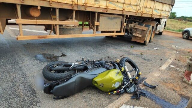 Policial militar fica gravemente ferido em acidente na GO-210 em Goiandira