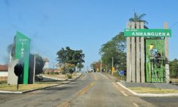 Brasil chega a 214,2 milhões de habitantes; Anhanguera, em Goiás, é a segunda menor cidade do país Brasil chega a 214,2 milhões de habitantes; Anhanguera, em Goiás, é a segunda menor cidade do país