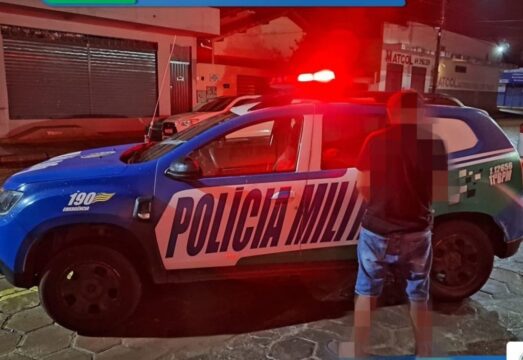 Pires do Rio: PM aborda “lutinha” entre amigos e prende foragido da justiça do estado do Pará