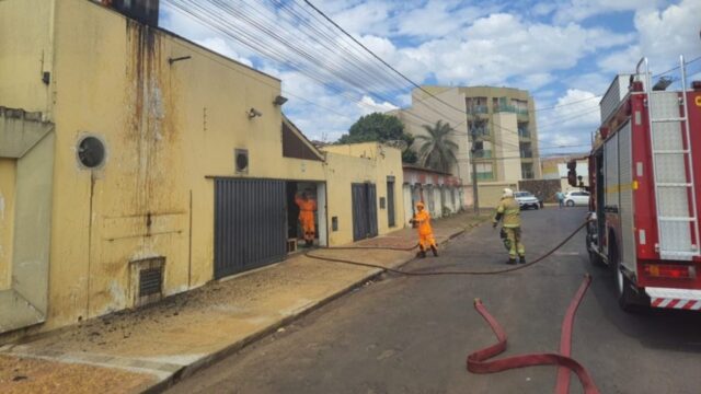 Válvula de botijão rompe e restaurante com mais de 200 pessoas fica em chamas em Uberaba