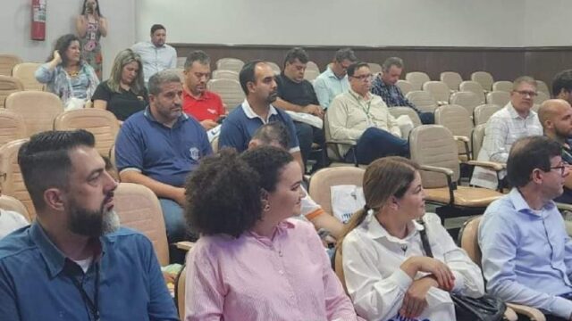 Dirigentes do Sindicato Metabase participa do "Mundo Senai", em Catalão