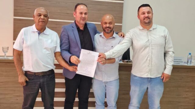 Cleiton Mendes é eleito o novo presidente da Câmara de Vereadores de Ouvidor, gestão 2024