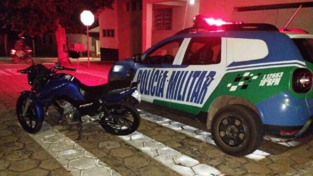 Adolescente de 16 anos é apreendido fazendo manobras perigosas em motocicleta, em Nova Aurora