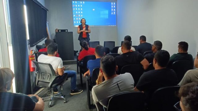 SIMECAT consegue junto à empresa John Deere treinamento de recolocação profissional para trabalhadores demitidos