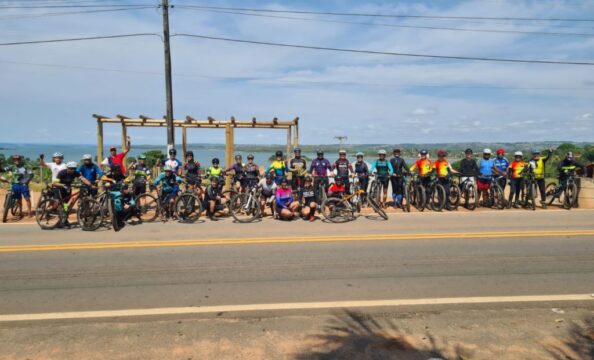 Ação solidária arrecada cerca de 50 brinquedos em passeio ciclístico entre Catalão a Três Ranchos