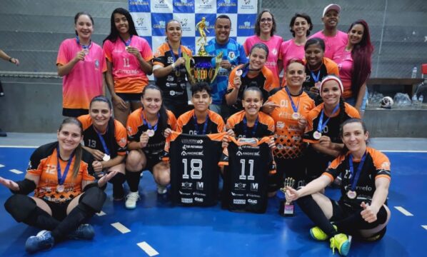 AmarElo: Equipe de Futsal Feminino de Catalão é campeã em campeonato