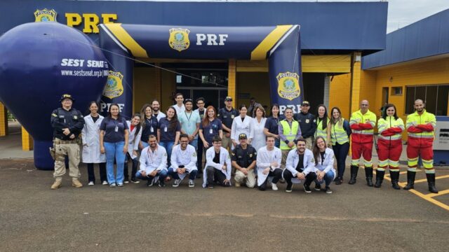 PRF realiza 'Comando de Saúde Pressão Arterial' na BR-050 com atendimento a motoristas profissionais em Catalão