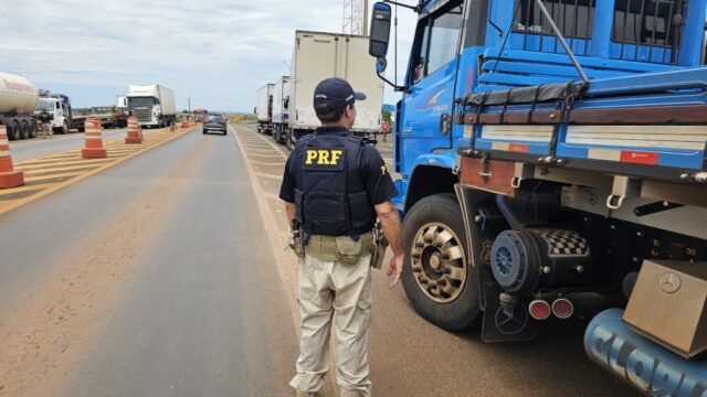 PRF intensifica fiscalização nas rodovias durante o feriado de Natal