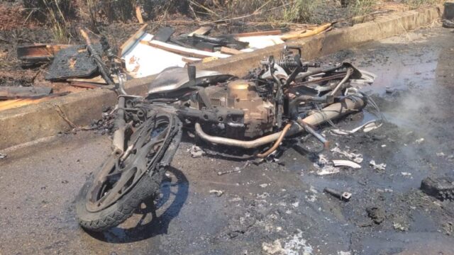 Incêndio destrói motocicleta em Catalão