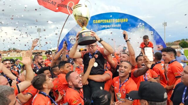 Abecat Ouvidorence vence novamente o Trindade e é coroada campeã da Terceira Divisão do Goianião