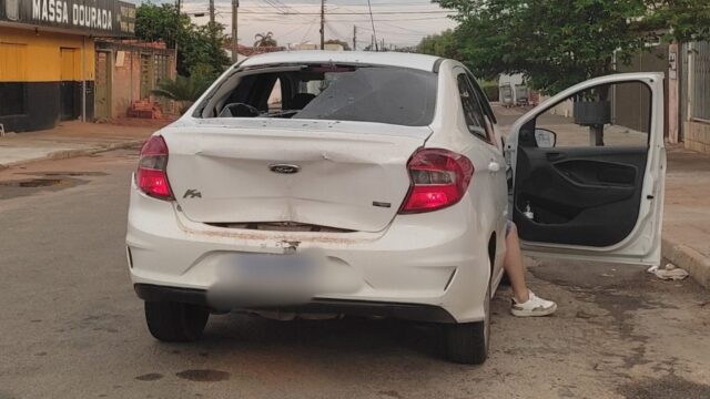 Jovem fica ferido após colidir moto na traseira de carro em Catalão