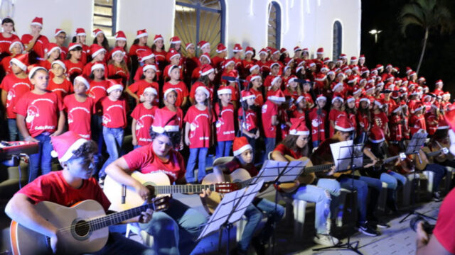 Três Ranchos se ilumina para o Natal: inauguração da decoração, cantata de Natal e show da Frozen em 1º de dezembro!