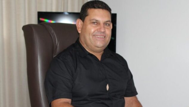 Prefeito de Ouvidor, Cebinha Nascimento, passa por cirurgia emergencial e é transferido para UTI em Goiânia