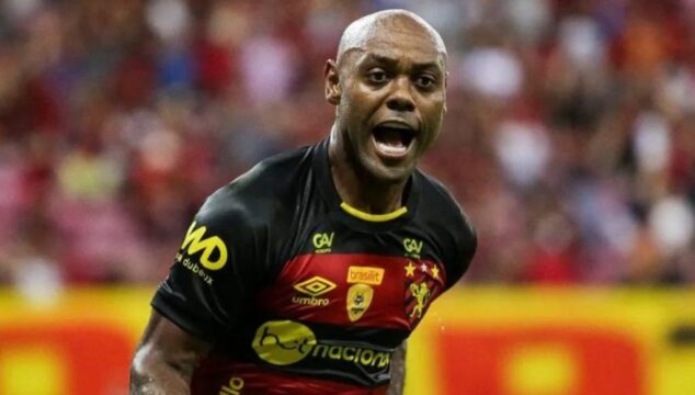 Atlético-GO anuncia a contratação do experiente atacante Vagner Love