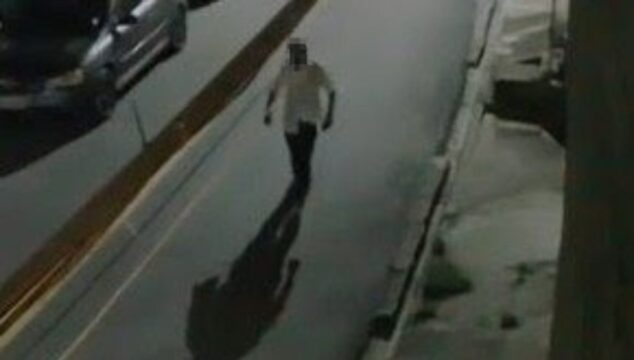 Homem mata amigo a facadas após provocação com música de Amado Batista