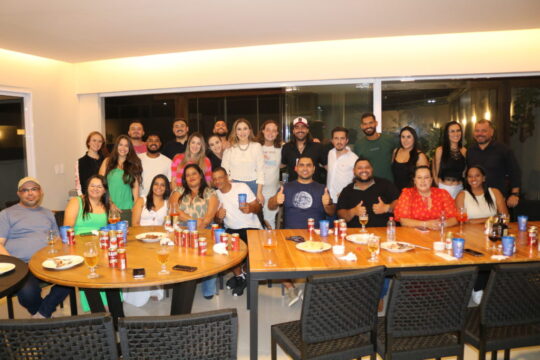 Equipe Gravata comemora ano de grande sucesso e conquistas com festa de final de ano