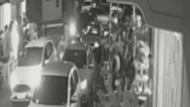 Em Pires do Rio: Câmera de segurança registra assassinato a tiros em bar, suspeito segue foragido; VÍDEO
