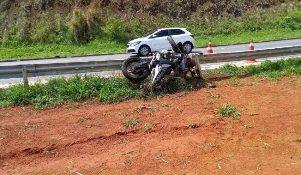 Fatalidade: Motociclista de 35 anos morre em trágico acidente na BR-050, na Ponte do Rio João, entre Araguari e Catalão