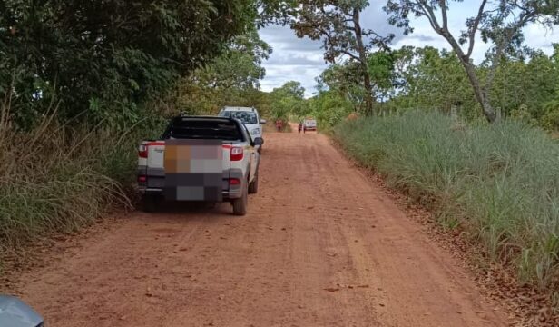 Corpo de homem é encontrado em decomposição em mata na zona rural de Catalão; polícia investiga o caso