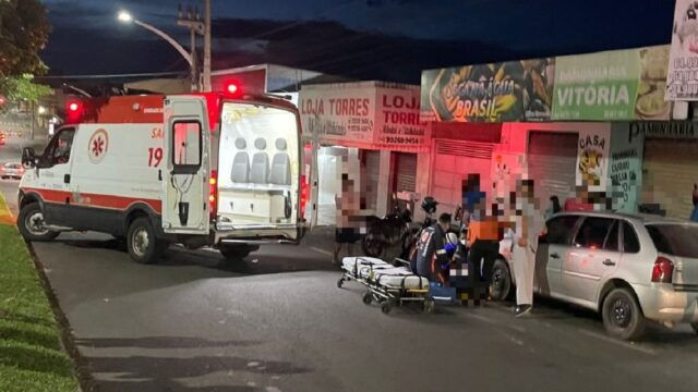 Colisão entre carro e moto deixa uma vítima ferida na cidade de Caldas Novas