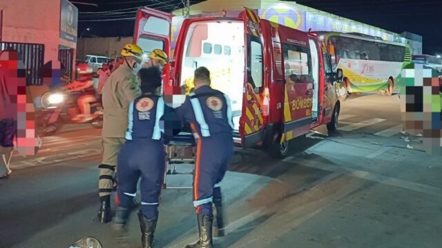 Colisão envolvendo moto e veículo de grande porte deixa homem ferido em Catalão