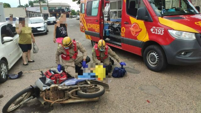 Mulher fica ferida após colidir moto na traseira de veículo, em Caldas Novas