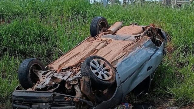 Grave acidente deixa duas pessoas feridas em Caldas Novas